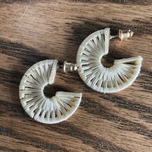 Small rattan weaved hoop earrings cream color